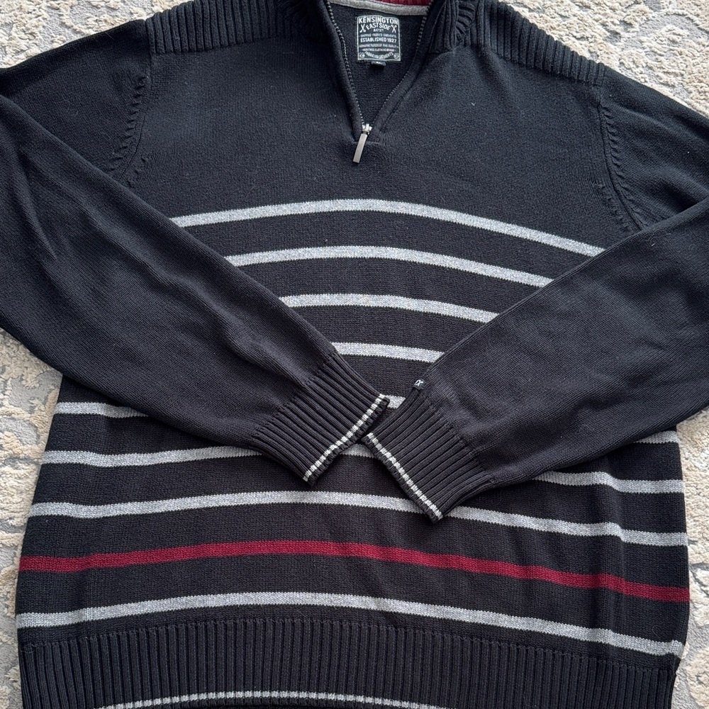Men's Black and Gray Zip-Up Sweater - Picture 6 of 7